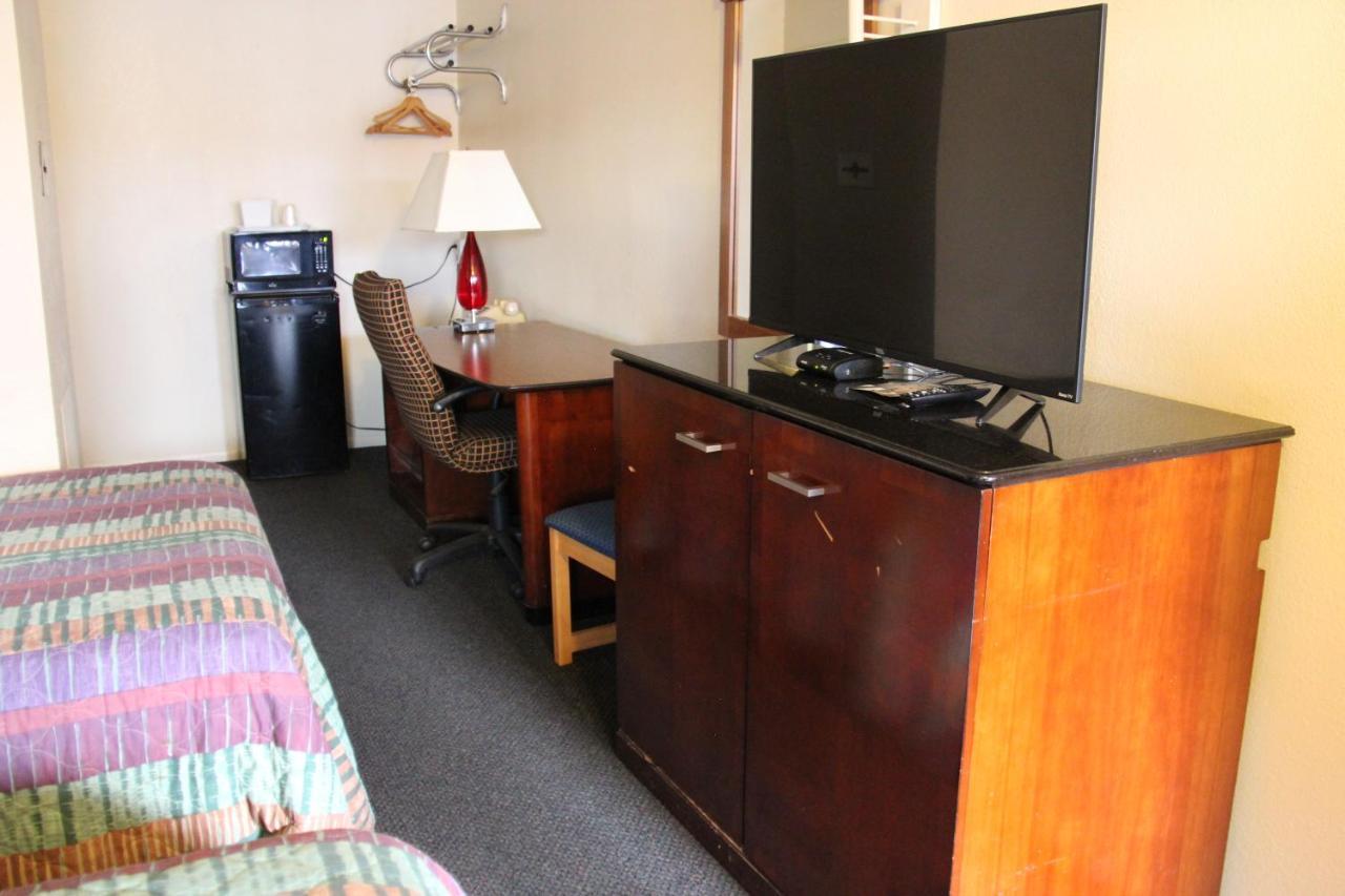 Economy Inn Safford Exteriör bild